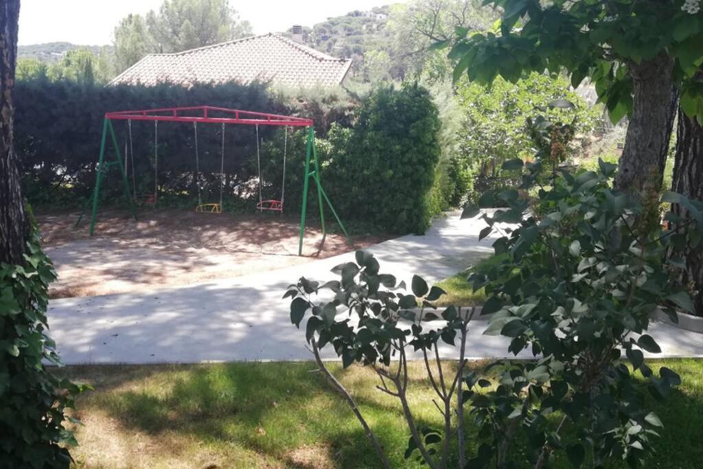 La Casita De Noe Con Vista Al Pantano De San Juan Villa San Martin de Valdeiglesias Luaran gambar